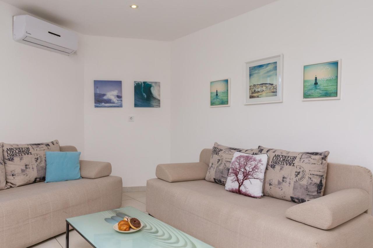 Estella Villa Apartments โรกอซนิซา ภายนอก รูปภาพ